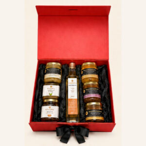 Rode luxe geschenkdoos met assortiment